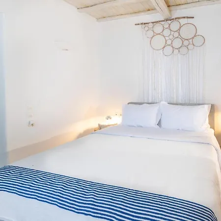 6 Bedrooms Villa At Mikonos 600 M Away From The Beach With Sea View Private Pool And Furnished Garden *