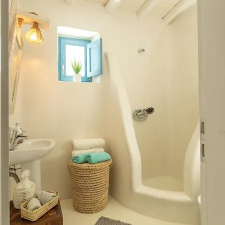 Villa 6 Bedrooms Villa At Mikonos 600 M Away From The Beach With Sea View Private Pool And Furnished Garden *